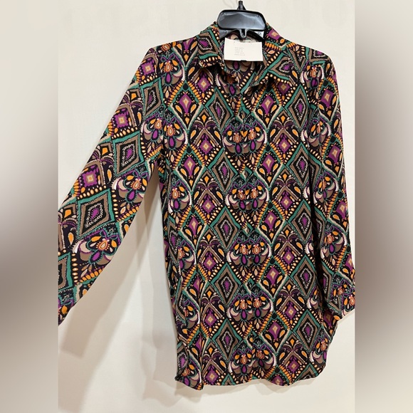 Women’s Blouse - Picture 4 of 4